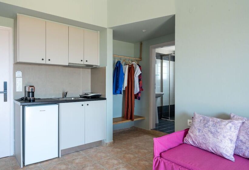 בית מלון כפרי Serenity Hideaway