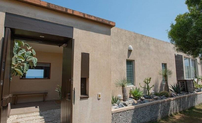 Kayatsuma Okinawa Hotel & Resort