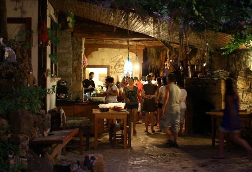 پانسیون Koyevi Olympos Countryhouse