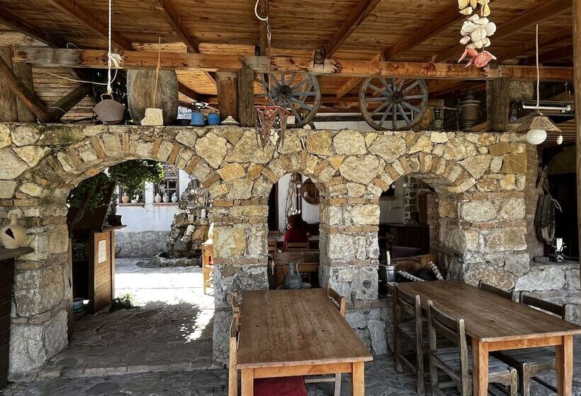 پانسیون Koyevi Olympos Countryhouse