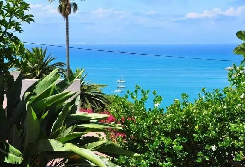 Admirals Rest Self Catering House