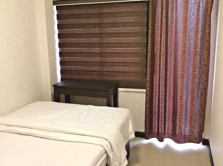 Blue Paseo Grande Inn