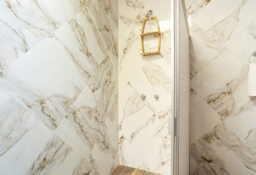 Capital O Hotel Posada Terraza, Guadalajara