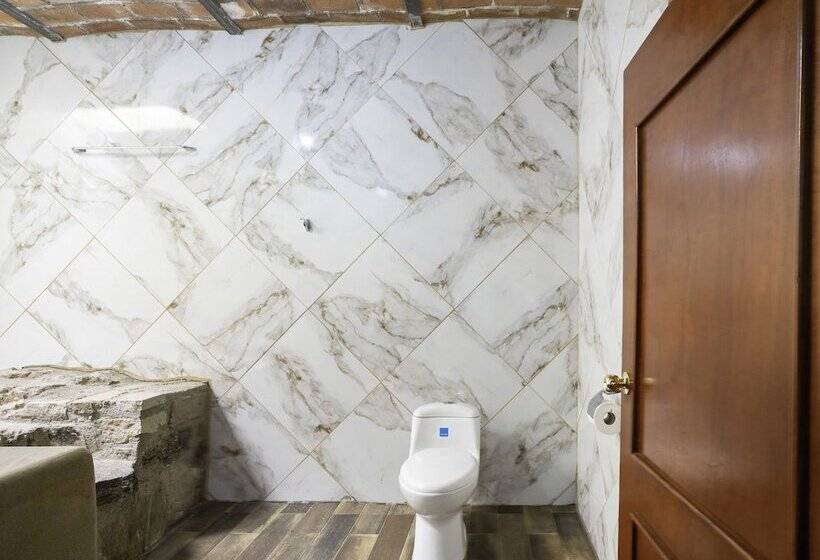 Capital O Hotel Posada Terraza, Guadalajara