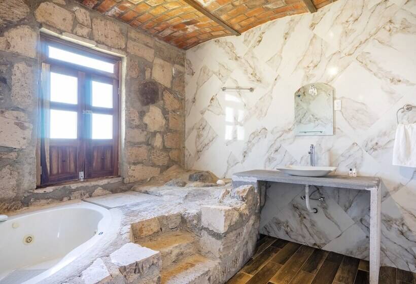 Capital O Hotel Posada Terraza, Guadalajara