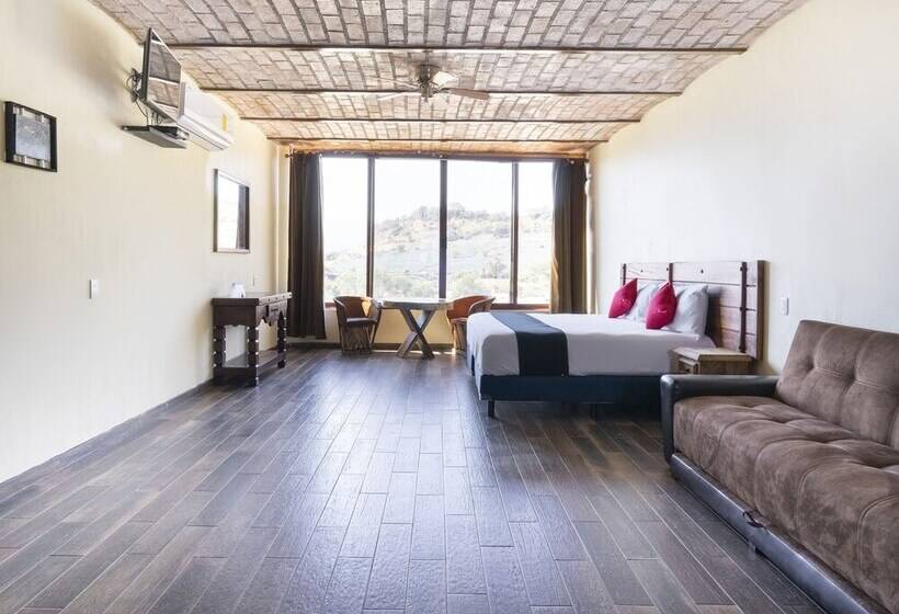 Capital O Hotel Posada Terraza, Guadalajara