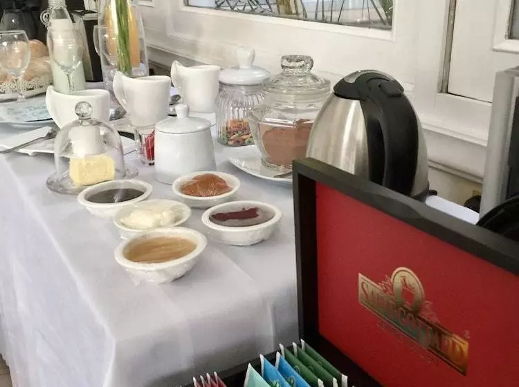 Casa De Huespedes El Trebol Bed & Breakfast