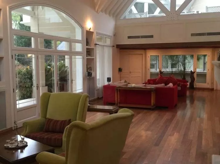 Casa De Huespedes El Trebol Bed & Breakfast