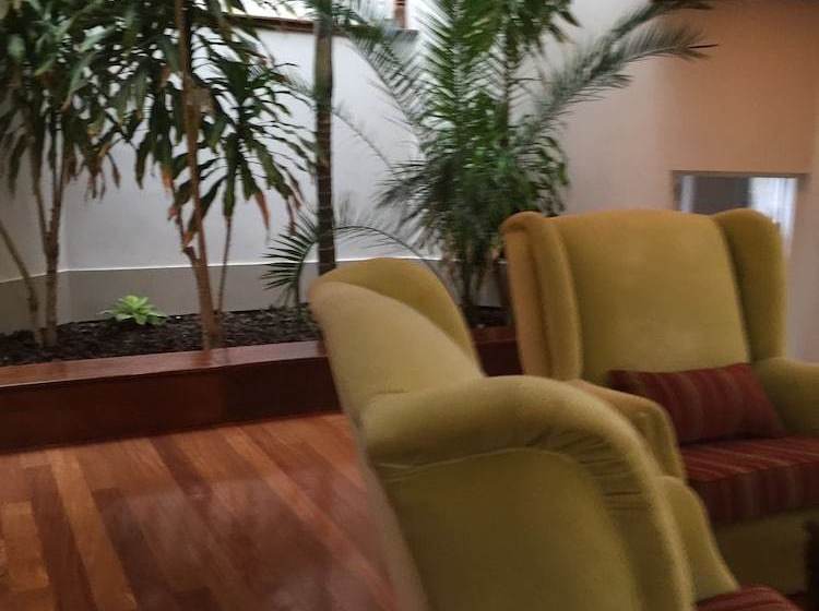 Casa De Huespedes El Trebol Bed & Breakfast