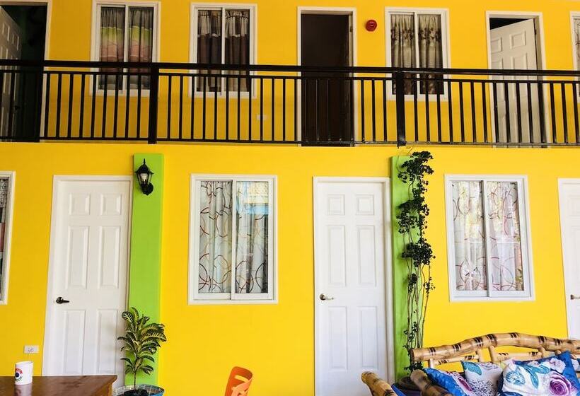 Colors Boutique Hostel