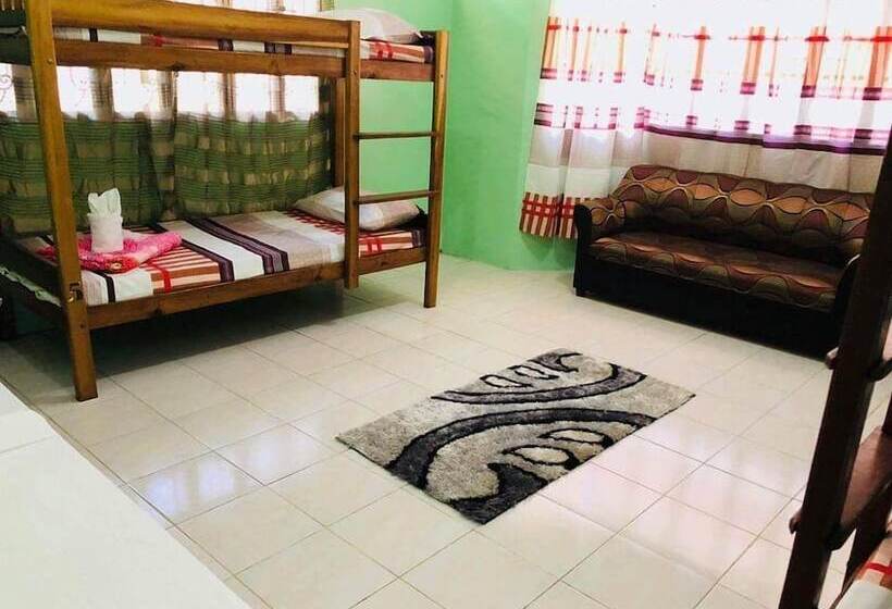 Colors Boutique Hostel