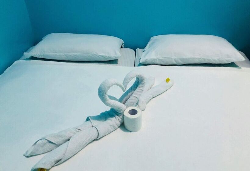 Colors Boutique Hostel