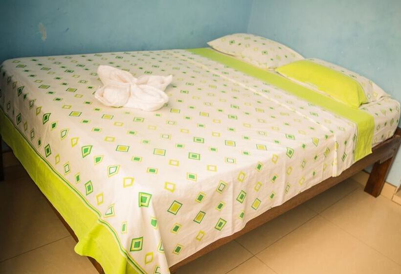 فندق فئة نجمة واحدة Hospedaje Las Amazonas