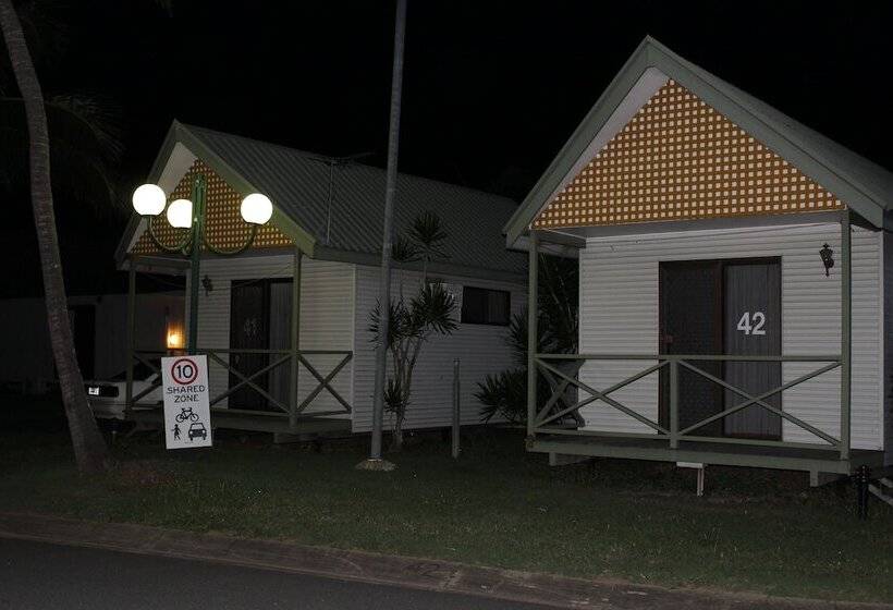 בית מלון כפרי Central Tourist Park