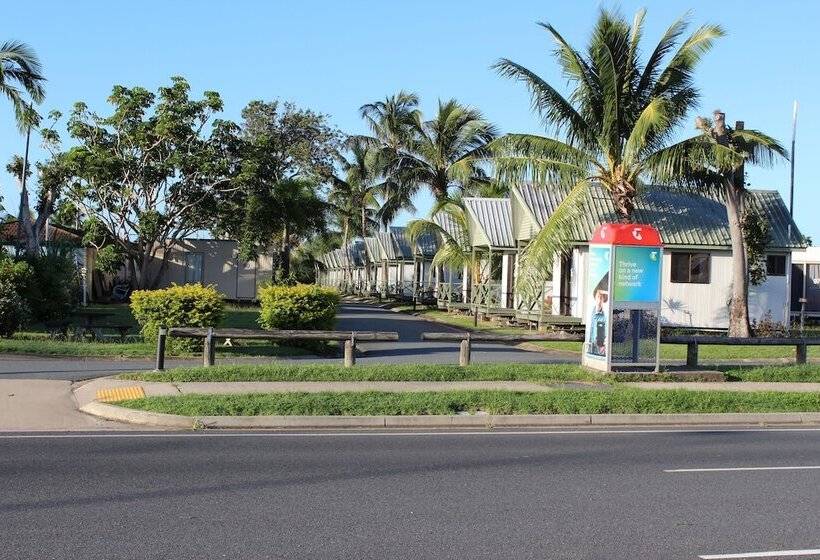 בית מלון כפרי Central Tourist Park