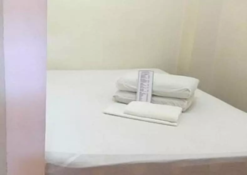 ホテル D' Morvie Suites Lapasan