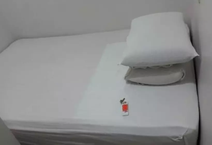 ホテル D' Morvie Suites Lapasan