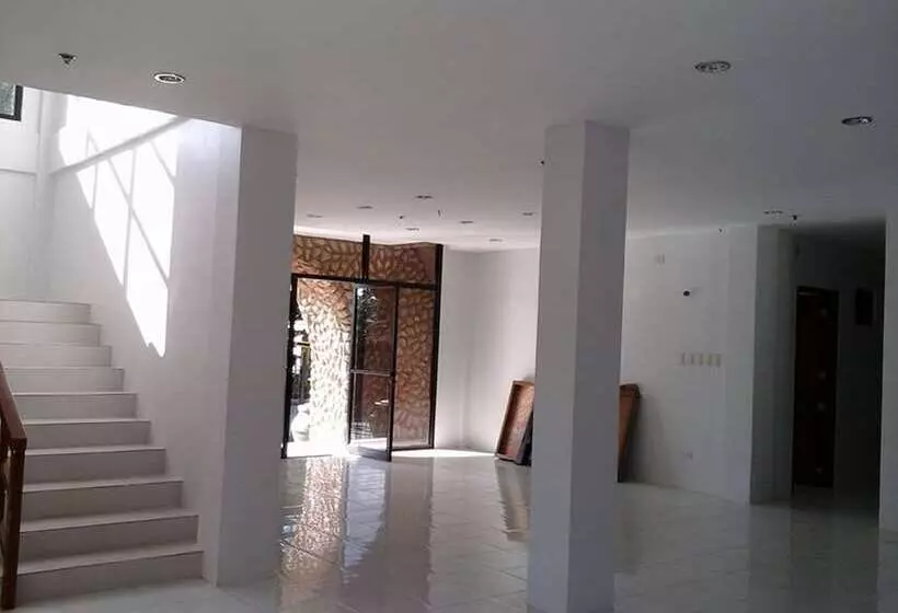 Hotelli Ddd Habitat Dormtel