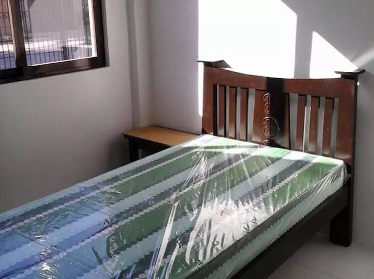 Hotelli Ddd Habitat Dormtel