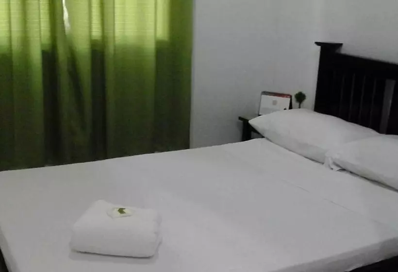 Hotelli Ddd Habitat Dormtel