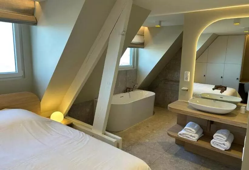 Hotelli Face à La Mer