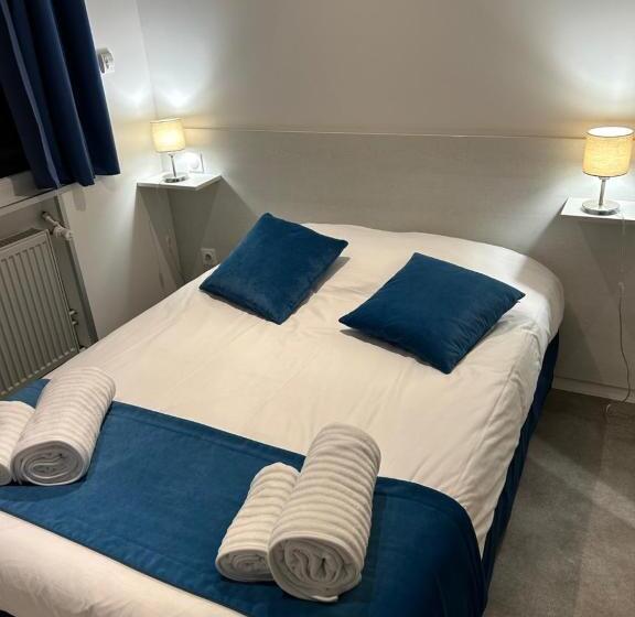 Отель Face à La Mer