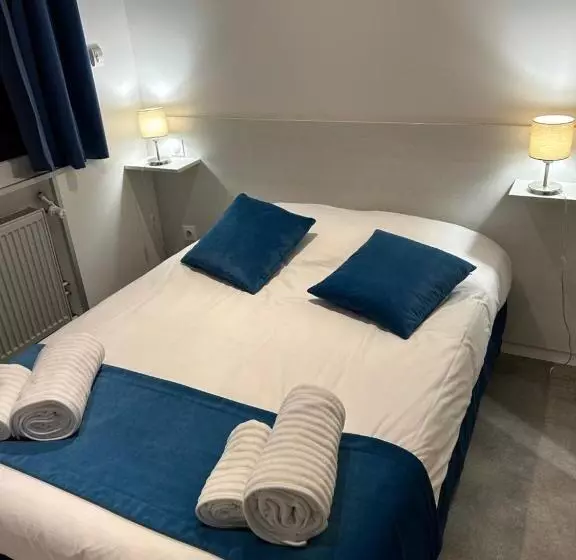 Hotelli Face à La Mer