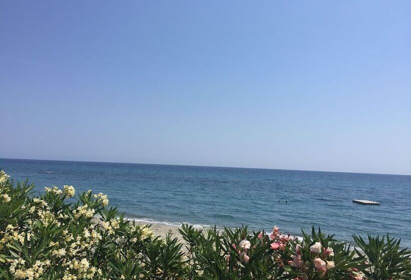 ホテル Résidence Fior Di Mare