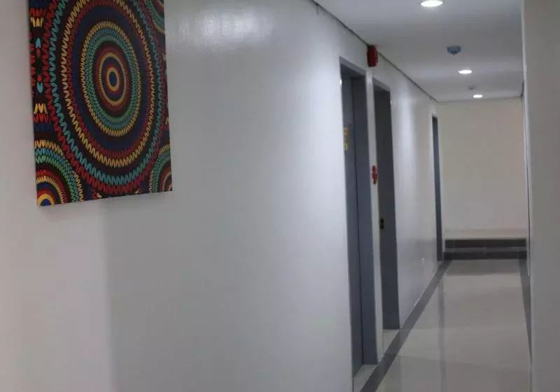 Rusville Hotel & Residences