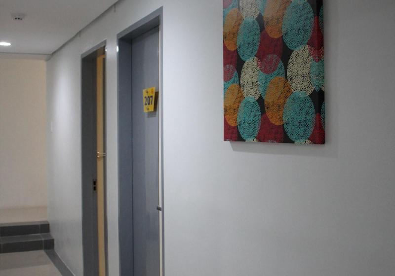 Rusville Hotel & Residences