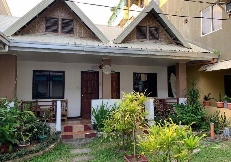 هتل St Vincent Cottages Dee And Timmy Side