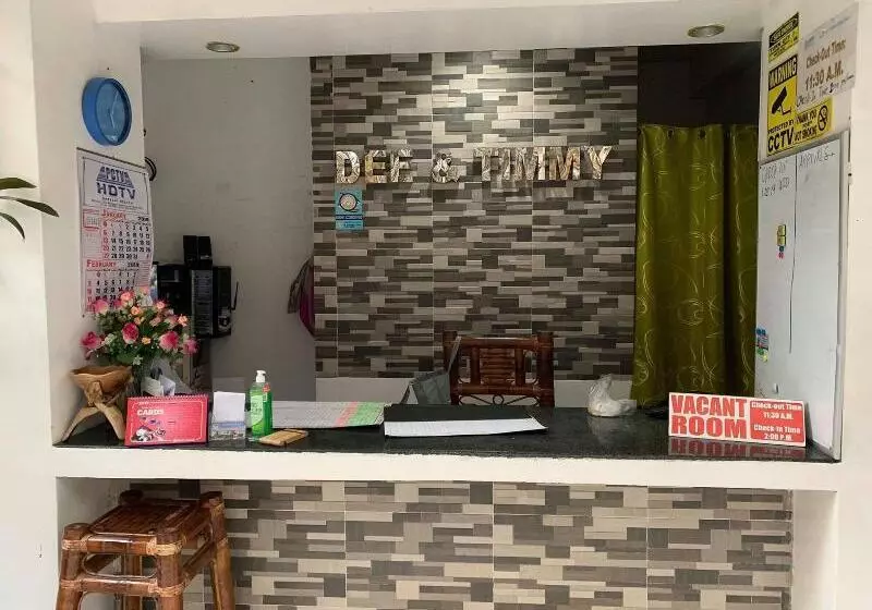 ホテル St Vincent Cottages Dee And Timmy Side