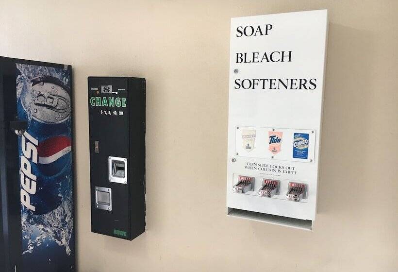 汽车旅馆 Travelodge By Wyndham Harbor City