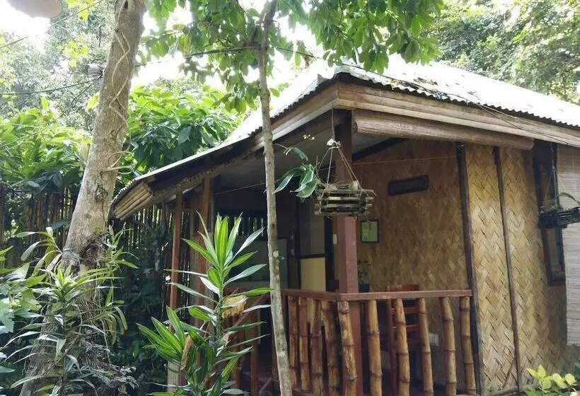 پانسیون Nelly's Nipa Hut
