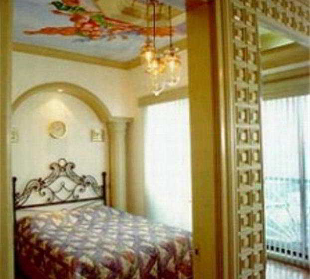 Hotel Citadel Inn Makati