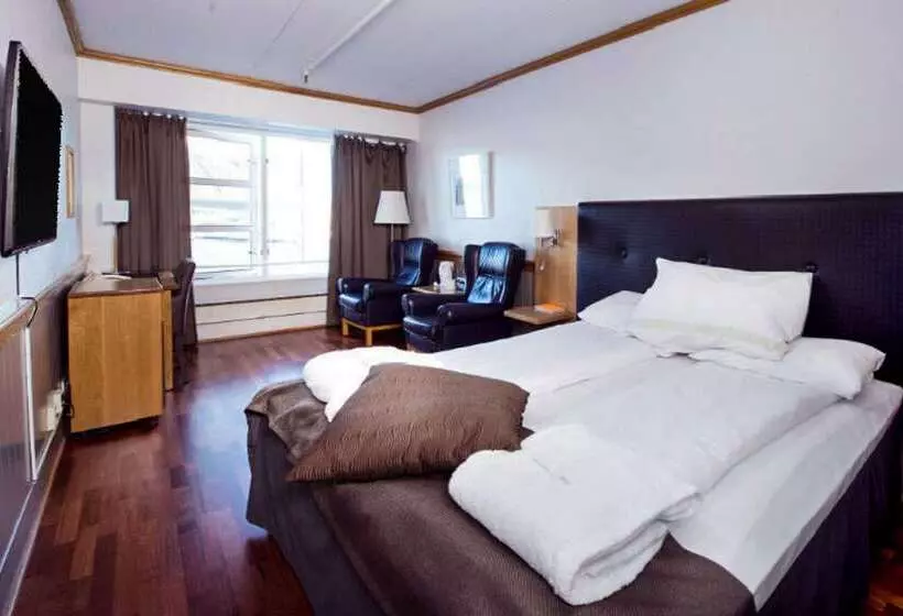 Clarion Collection Hotel With