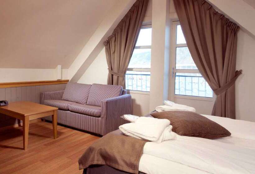 Clarion Collection Hotel With