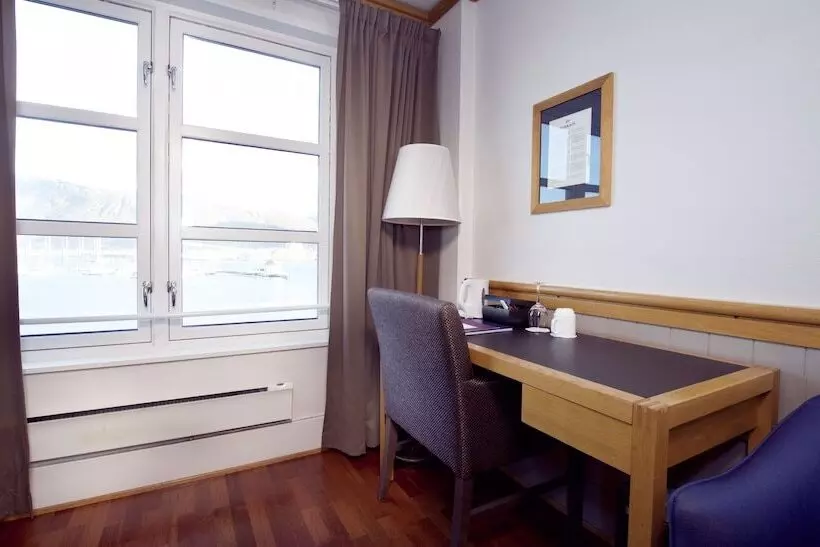 Clarion Collection Hotel With