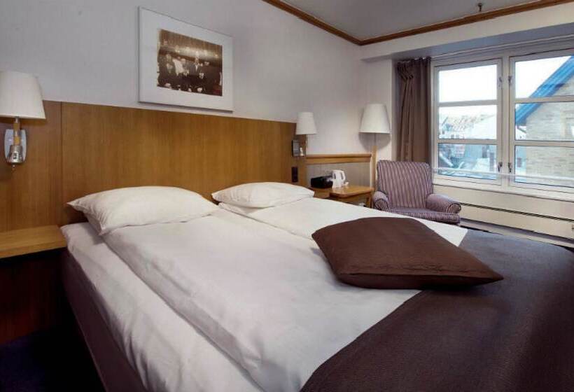 Clarion Collection Hotel With