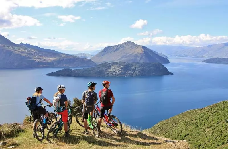 هتل Mt Aspiring Holiday Park