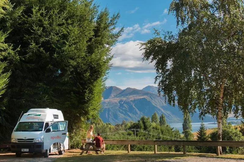 هتل Mt Aspiring Holiday Park