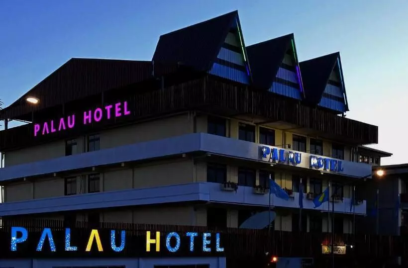 هتل Palau