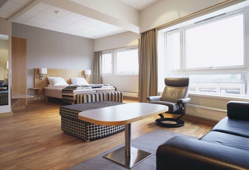Otel Scandic Asker