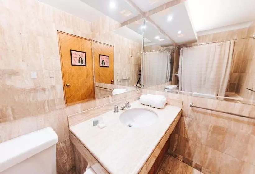 هتل Socialtel Posada Miraflores Formerly Selina Posada Miraflores