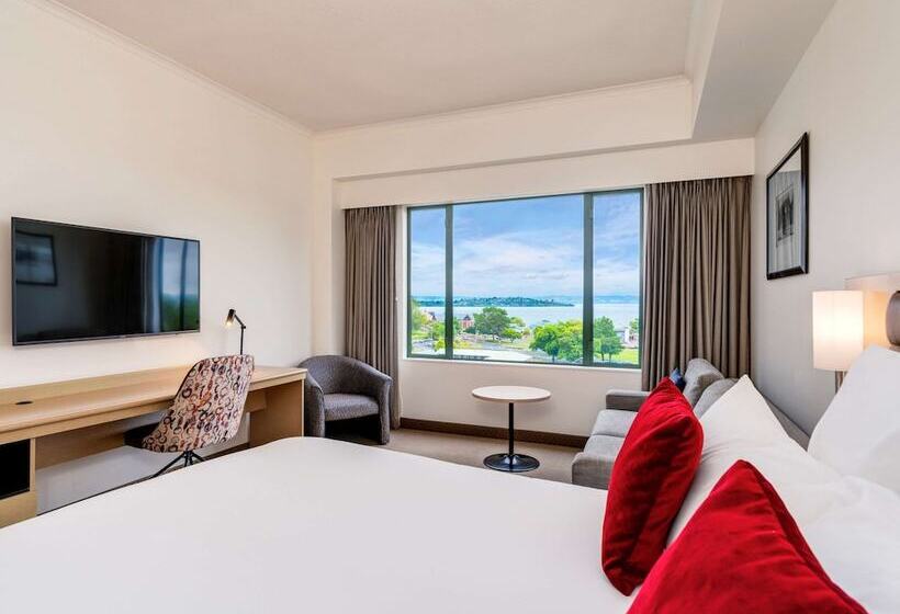 Novotel Rotorua Lakeside