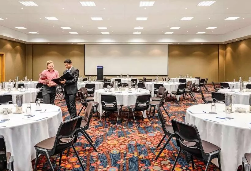 Novotel Rotorua Lakeside