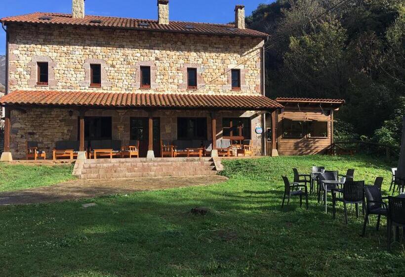 Albergue Cabrales Hostel