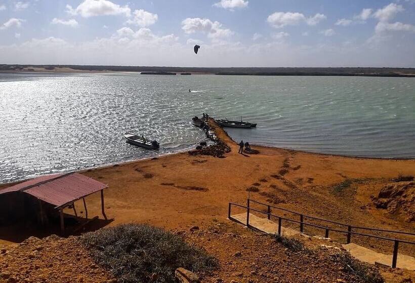 호스텔 Hostal Liwa Kashi