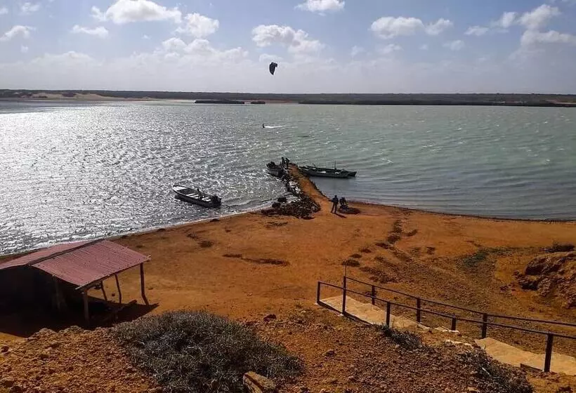 ユースホステル Hostal Liwa Kashi