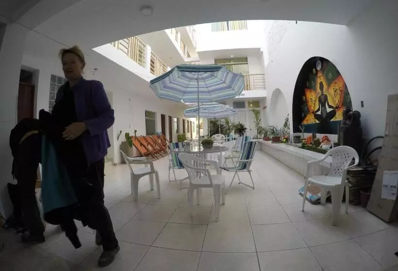 Retkeilymaja Paracas Backpackers House